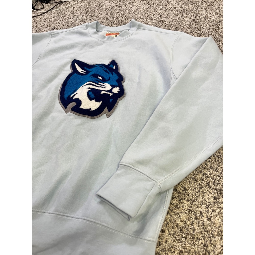 MV Sport Pro-Weave Crewneck Sweatshirt Medium Light Blue Wildcat Chenille Patch - Picture 3 of 11